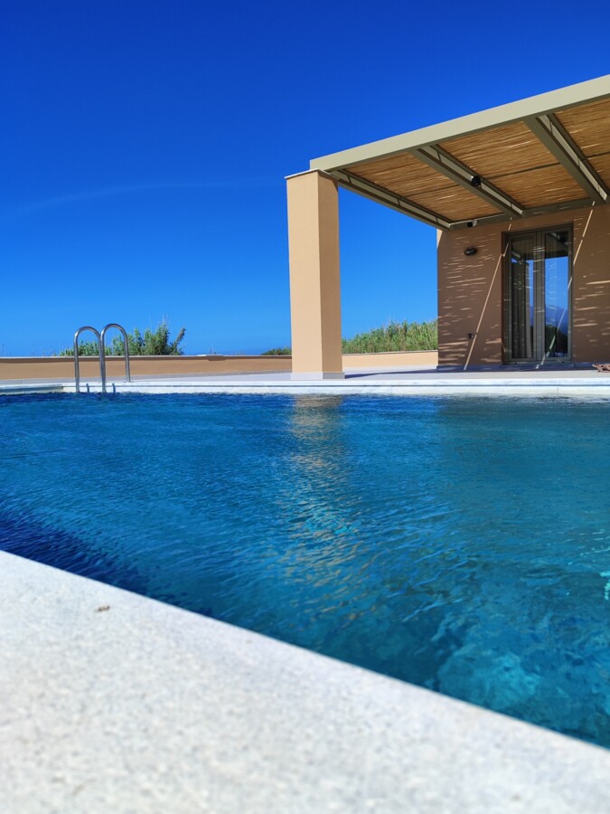 Private Pool 2